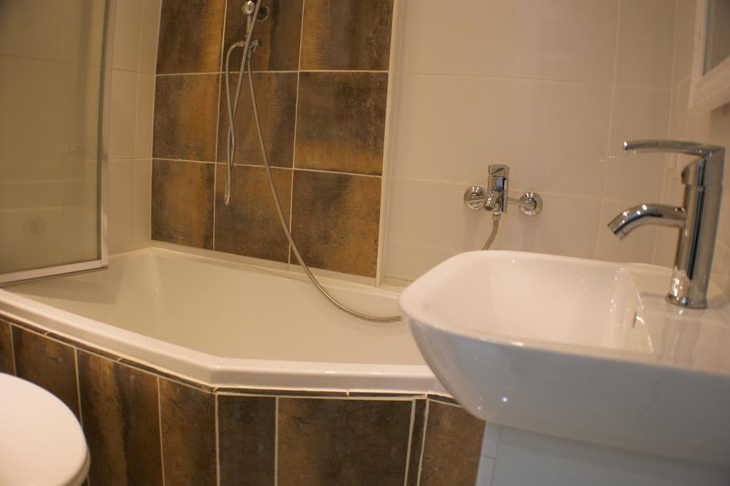 Siauliai Apartments - Ezero Екстериор снимка